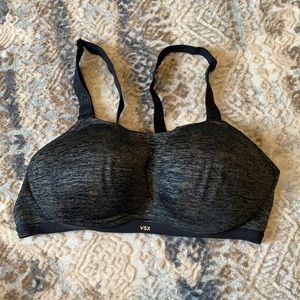Victoria Secret formed cup sports bra 38C